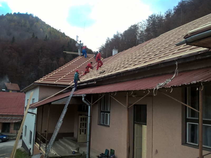 Výmena strešnej krytiny na budove ocú